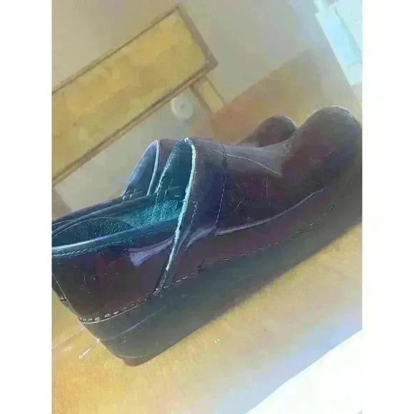 Dansko clogs size 38 7.5-8 - Picture 2 of 7